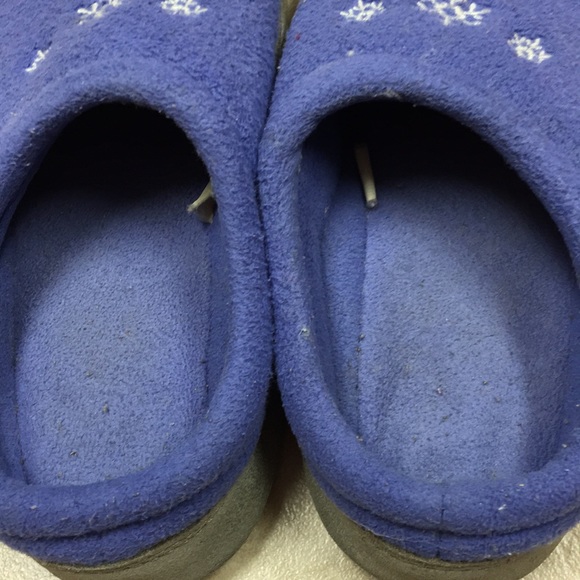 L.L.Bean slippers 12-13 / 7.5” long - Picture 2 of 4